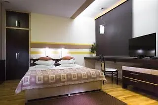 Dikul Market Square Hotel 3*