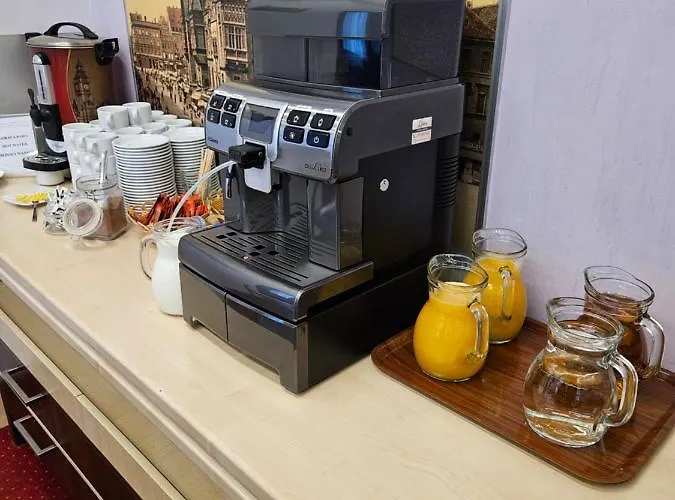 Dikul Market Square Hotel 3*