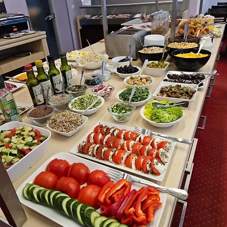 Hotel Dikul Market Square 3*