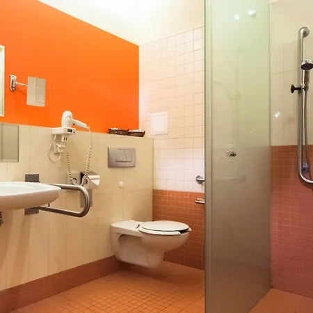 Dikul Market Square Hotel 3*