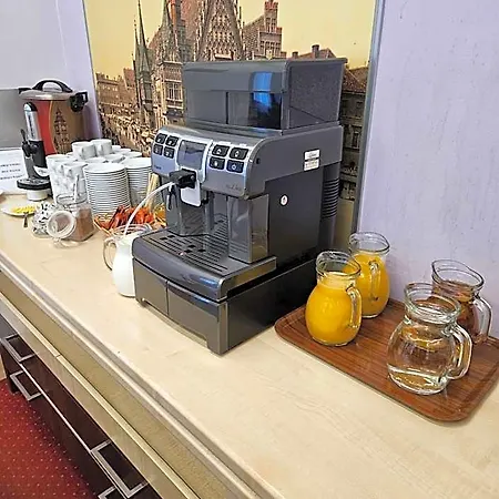 ホテル Dikul Market Square 3*