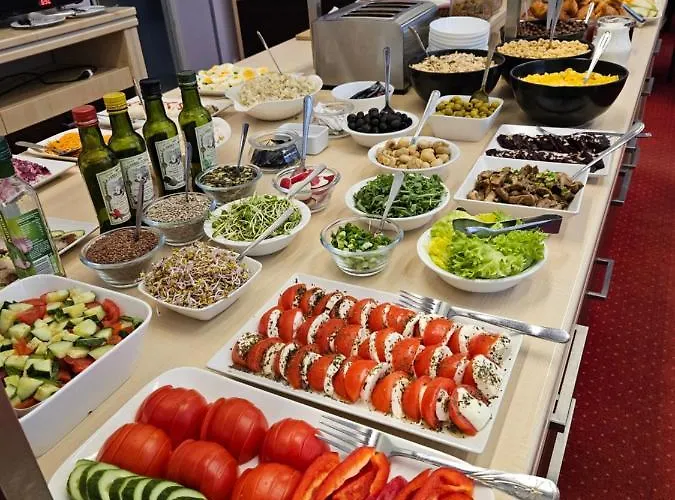 Hotel Dikul Market Square 3*