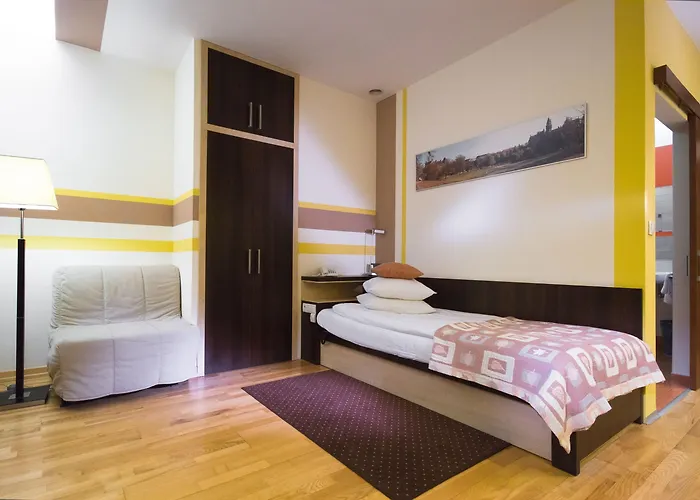 Hotel Dikul Market Square