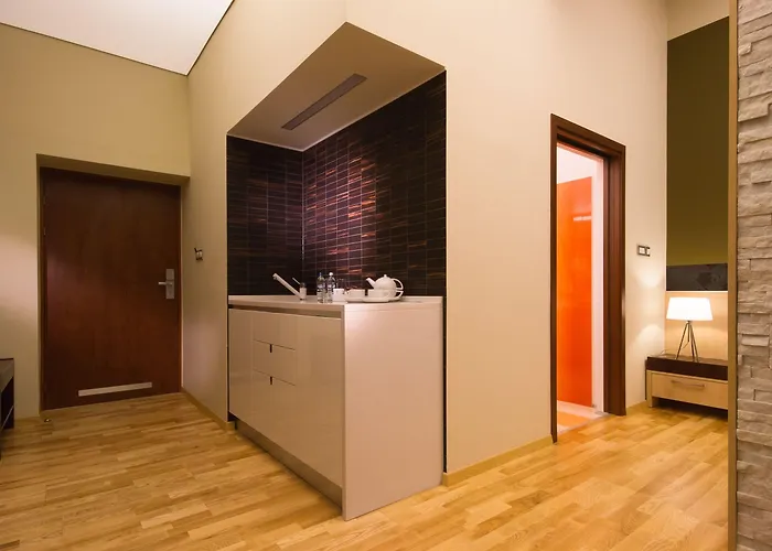 Hotel Dikul Market Square