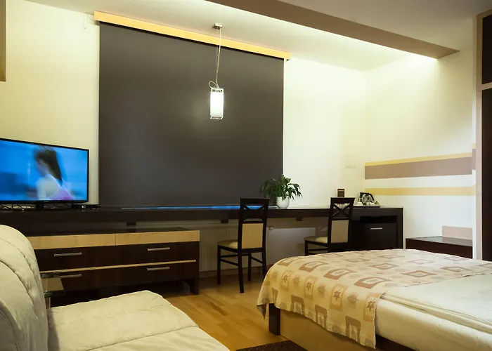 Dikul Market Square 3* Вроцлав