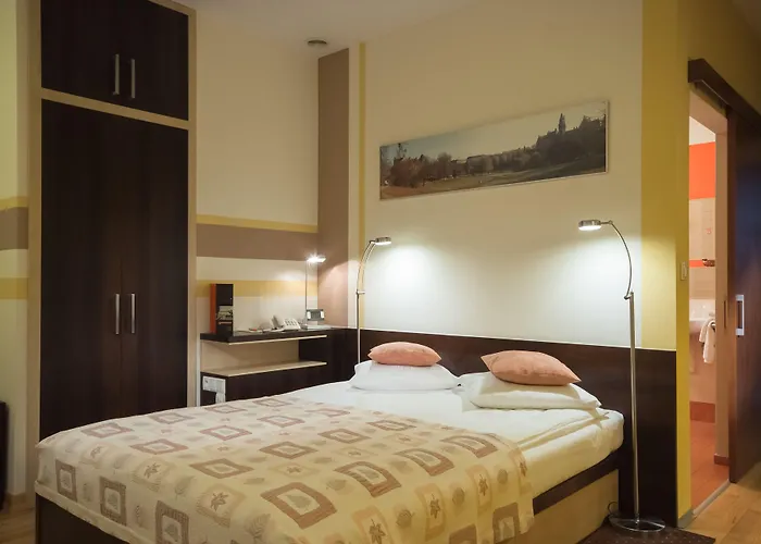 Dikul Market Square Вроцлав