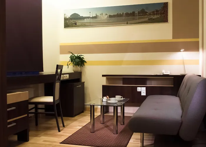 Dikul Market Square 3* Вроцлав