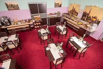 Отель Dikul Market Square 3*